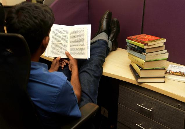 28ISBS_BOOK_SWAP_2911031f